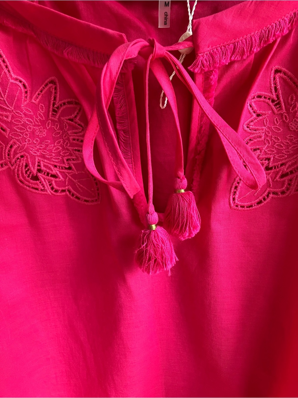 Trina Turk Ojai Lace Embroidered Top Size M Hot Pink 100% Cotton Peasant Blouse - Picture 5 of 13